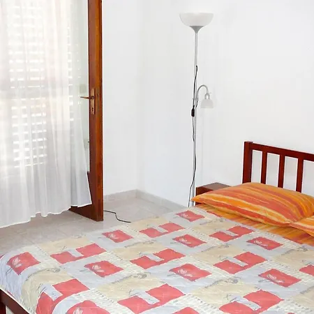 2919a * بوستيرا